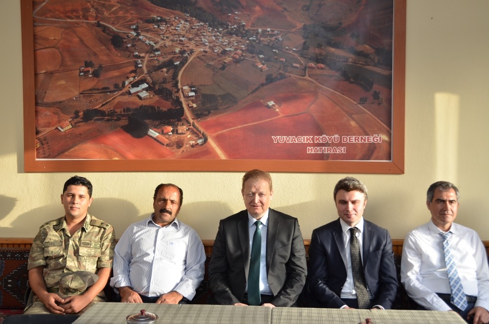 Vali Yavuz Kelkit ve Köse’ye bir dizi ziyaret gerçekleştirdi 23