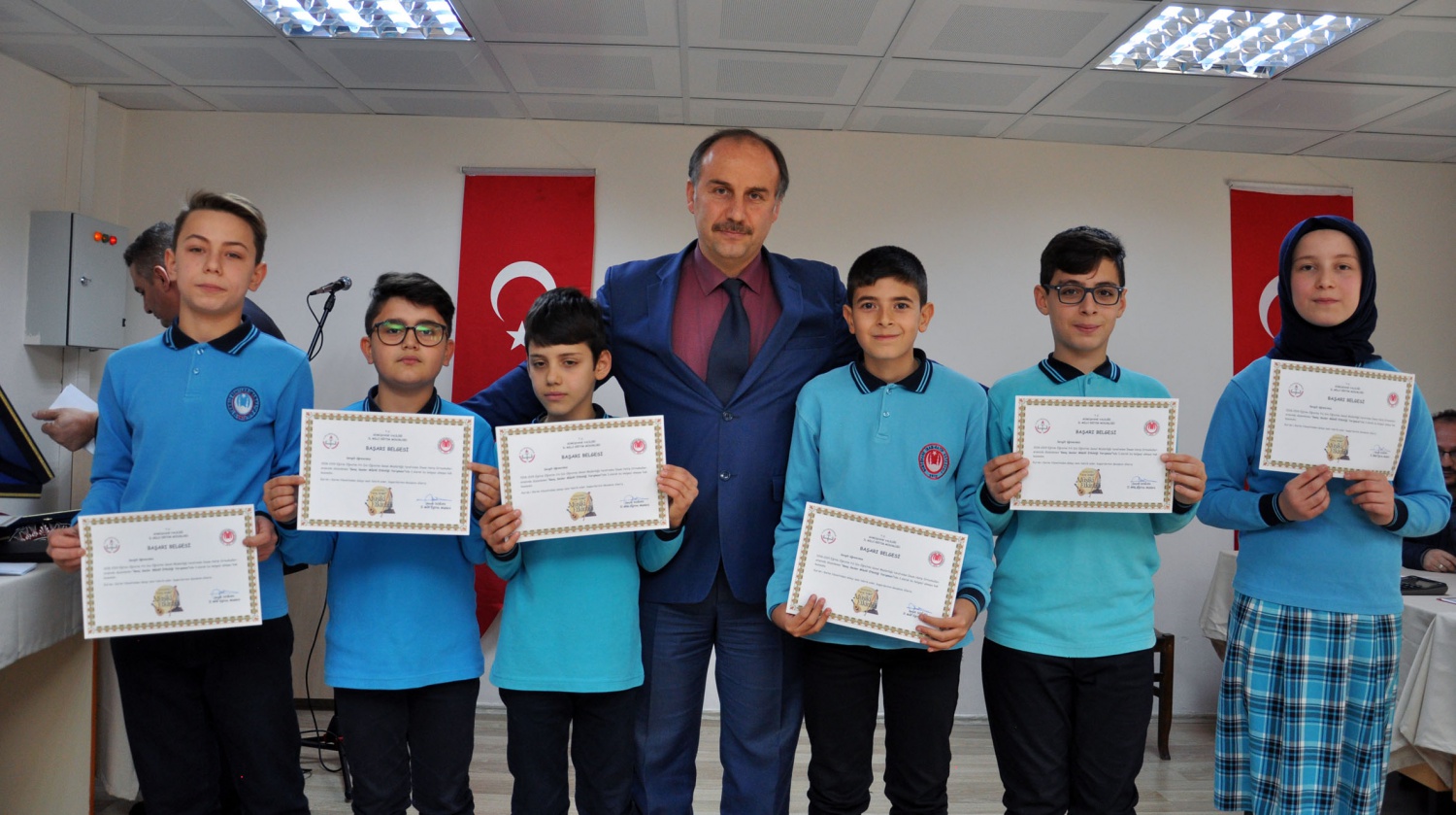 Gümüşhane’de ‘Genç Sesler Musiki Yarışması’ yapıldı 15