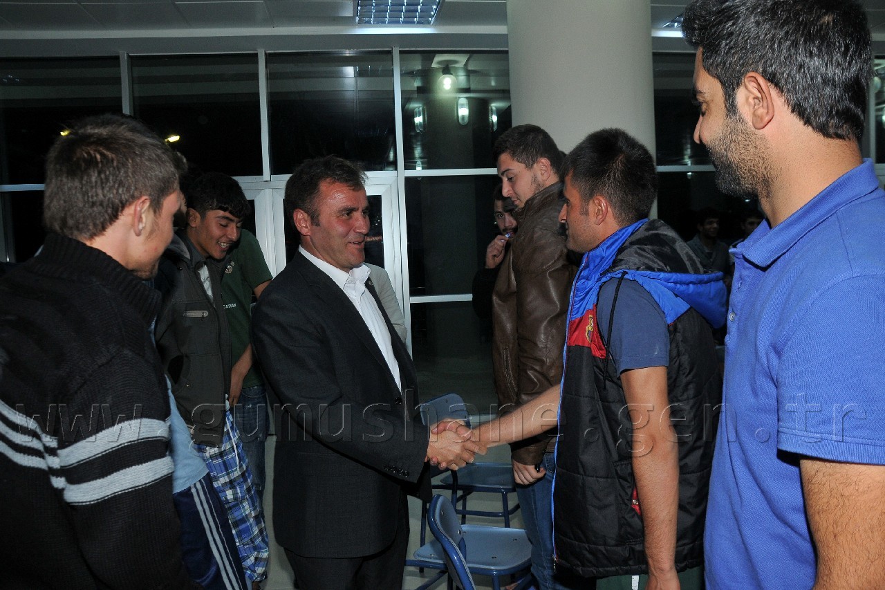 Başkan Çimen, Öğrencilerin Sorunlarını Dinledi 1