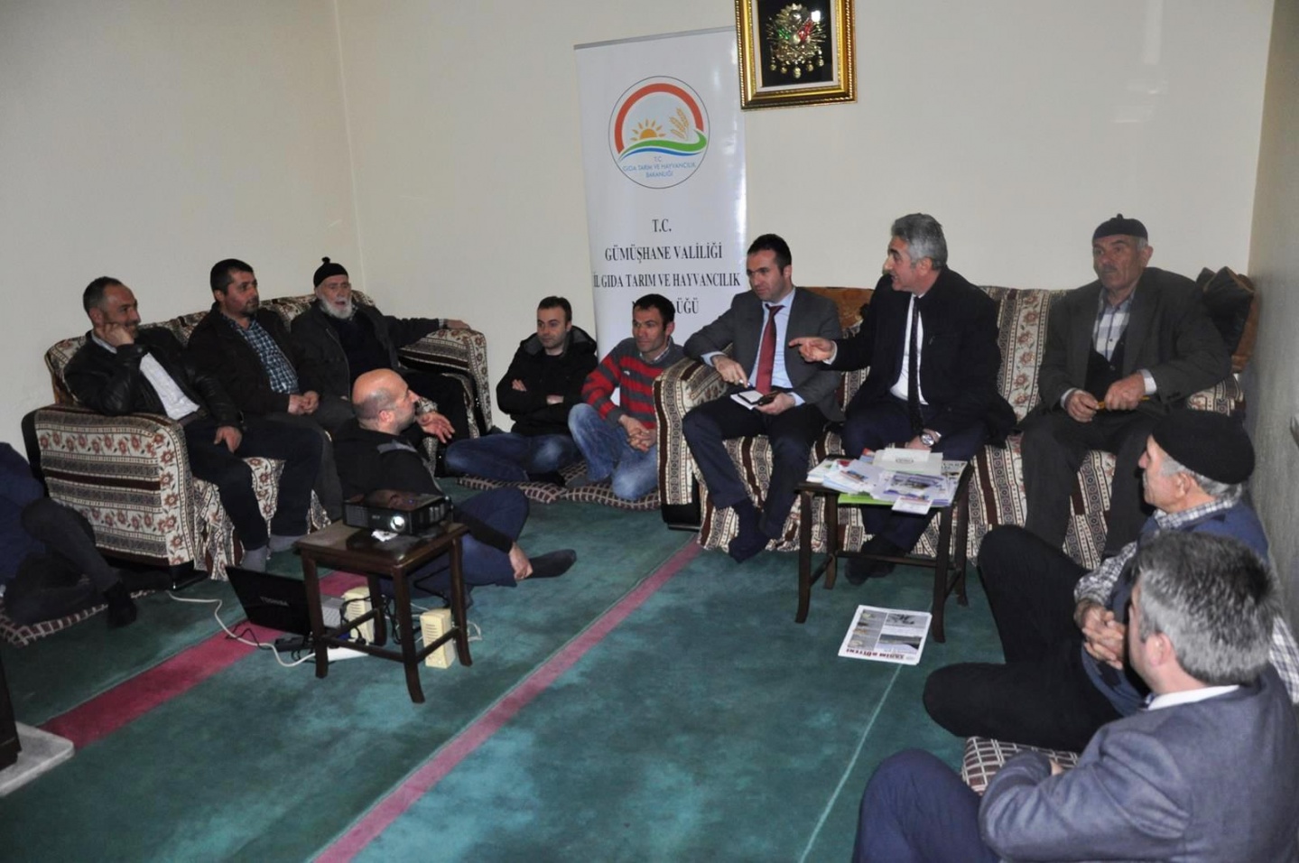 Çiftçilere gece eğitimleri devam ediyor 10