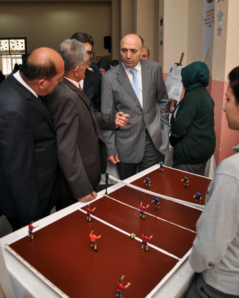 Geleceğin annelerinden bilim fuarı 7