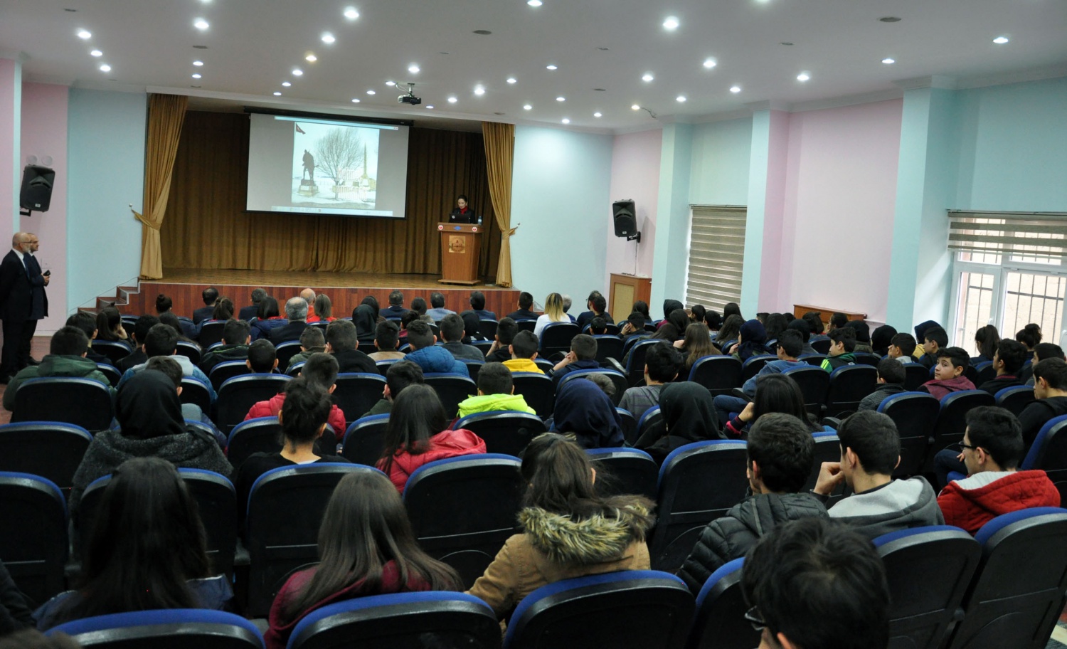 Mehmet Yurdadön öğrencilerle buluştu 5