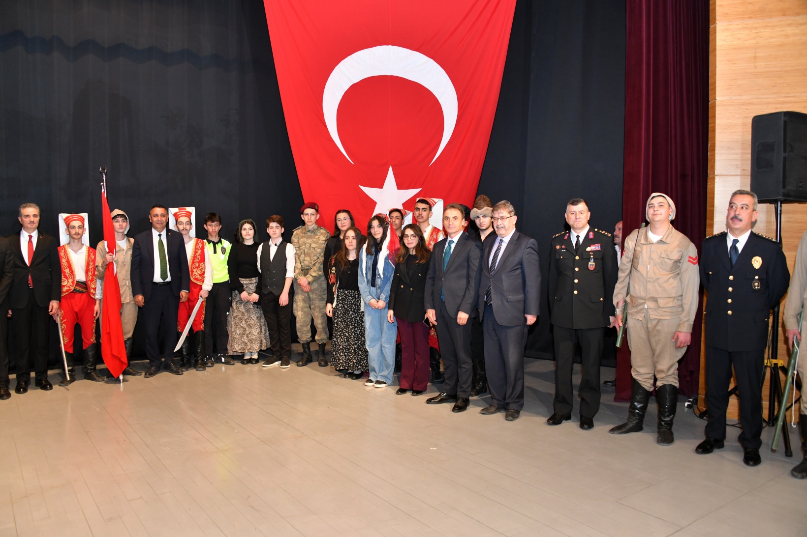 Gümüşhane’de Çanakkale Zaferi ve Şehitleri Anma Günü törenlerle kutlandı 54
