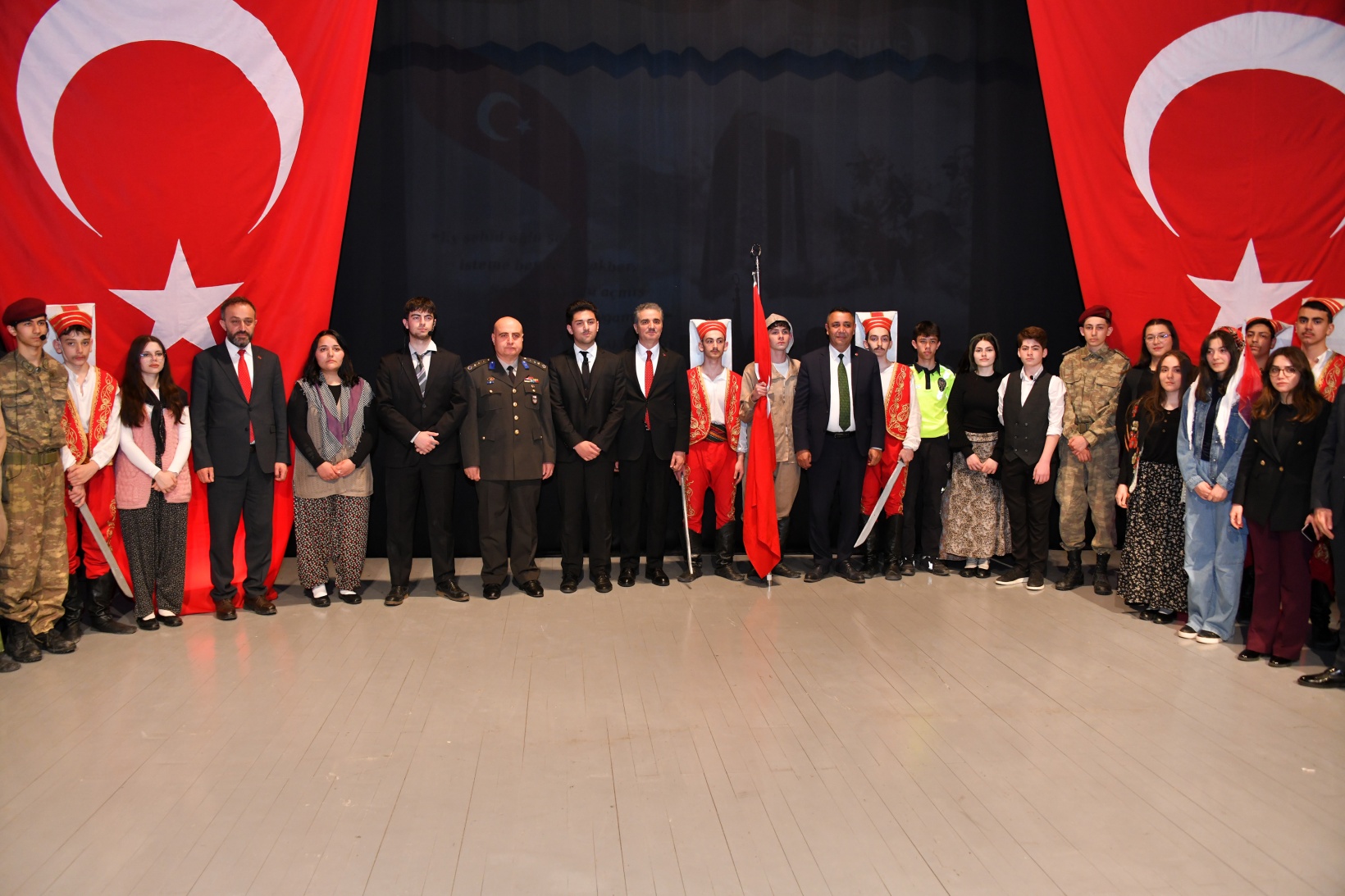 Gümüşhane’de Çanakkale Zaferi ve Şehitleri Anma Günü törenlerle kutlandı 65