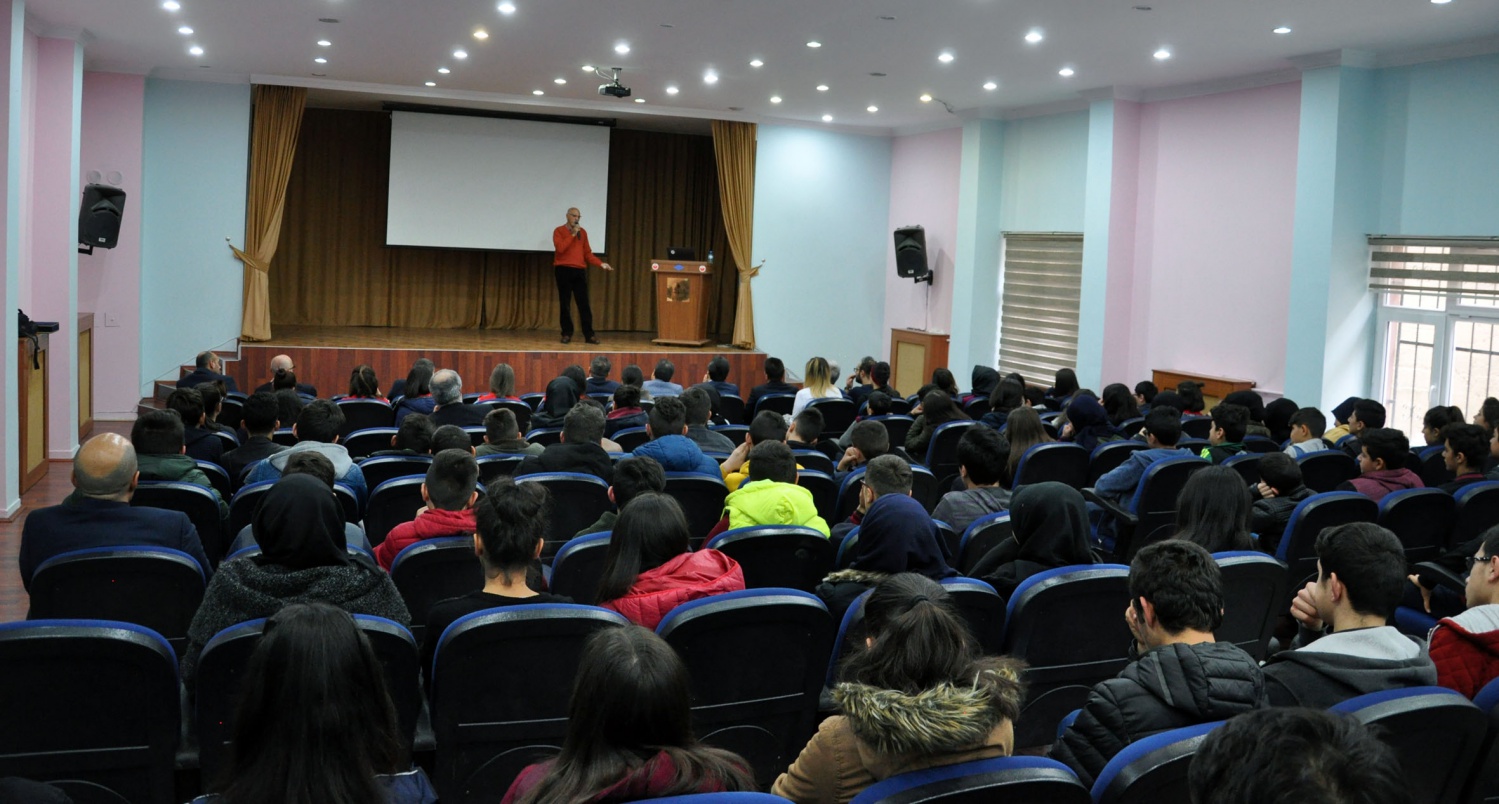 Mehmet Yurdadön öğrencilerle buluştu 1