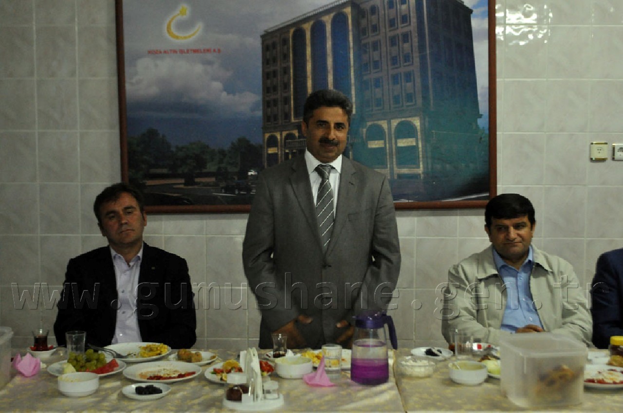 Gümüşhane Protokolü Eğitim Kurumlarının İftarında Buluştu 7