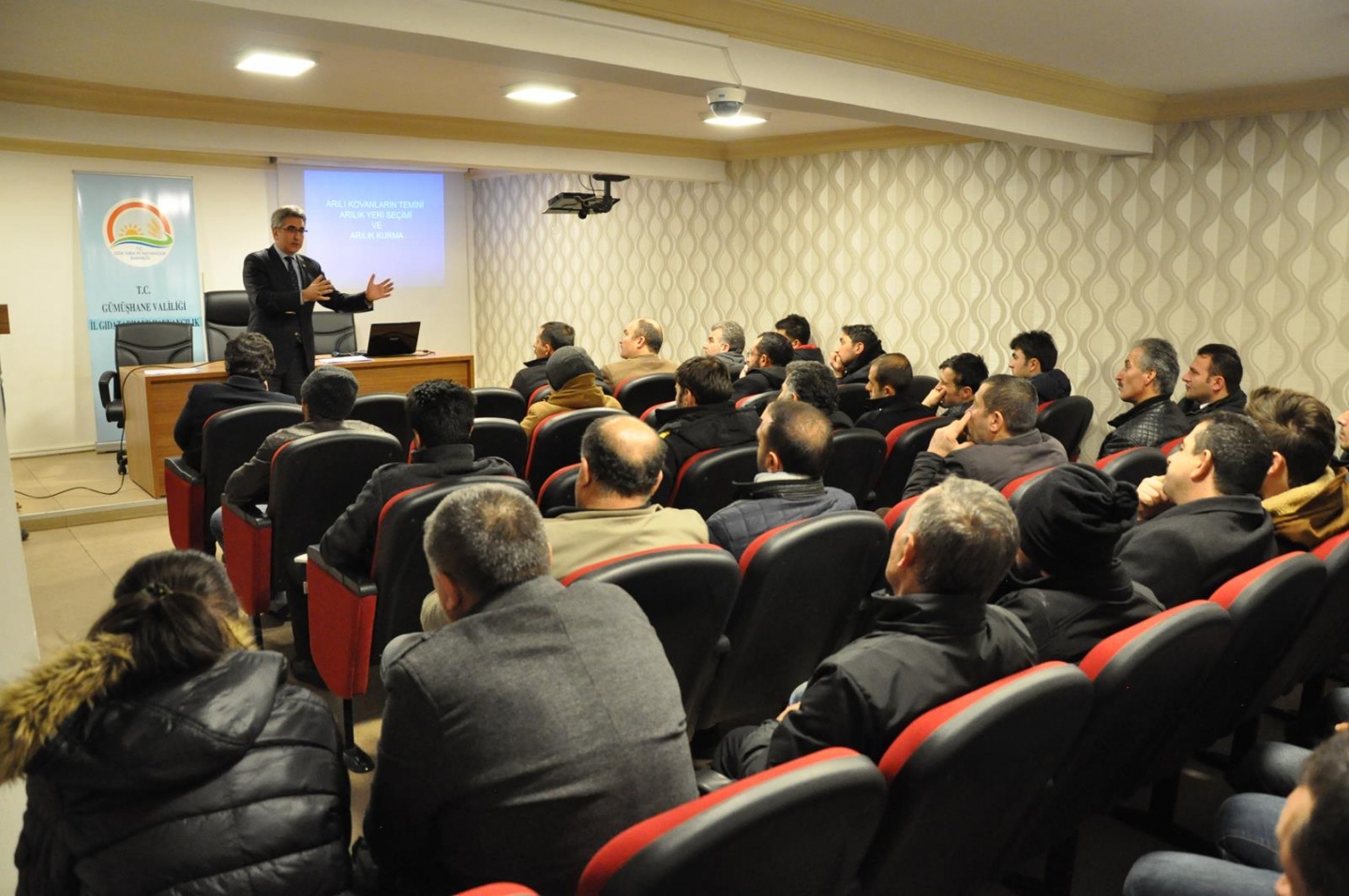 Gümüşhane’ de arıcılık eğitimi başladı 3