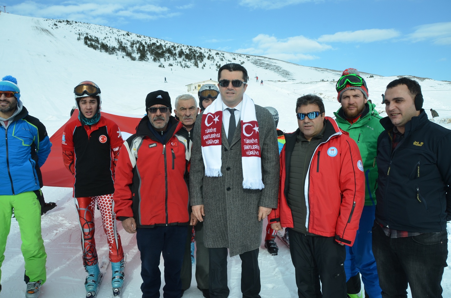 Doğu Karadeniz’in tek kayak merkezi Zigana’da sezon açıldı 15