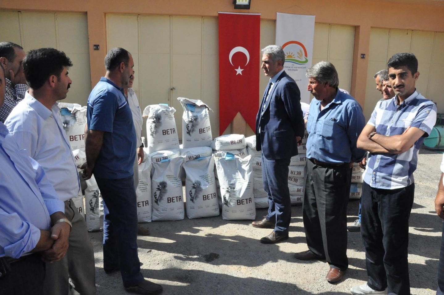 Gümüşhane’de üreticilere yem bitkisi tohumu desteği 6