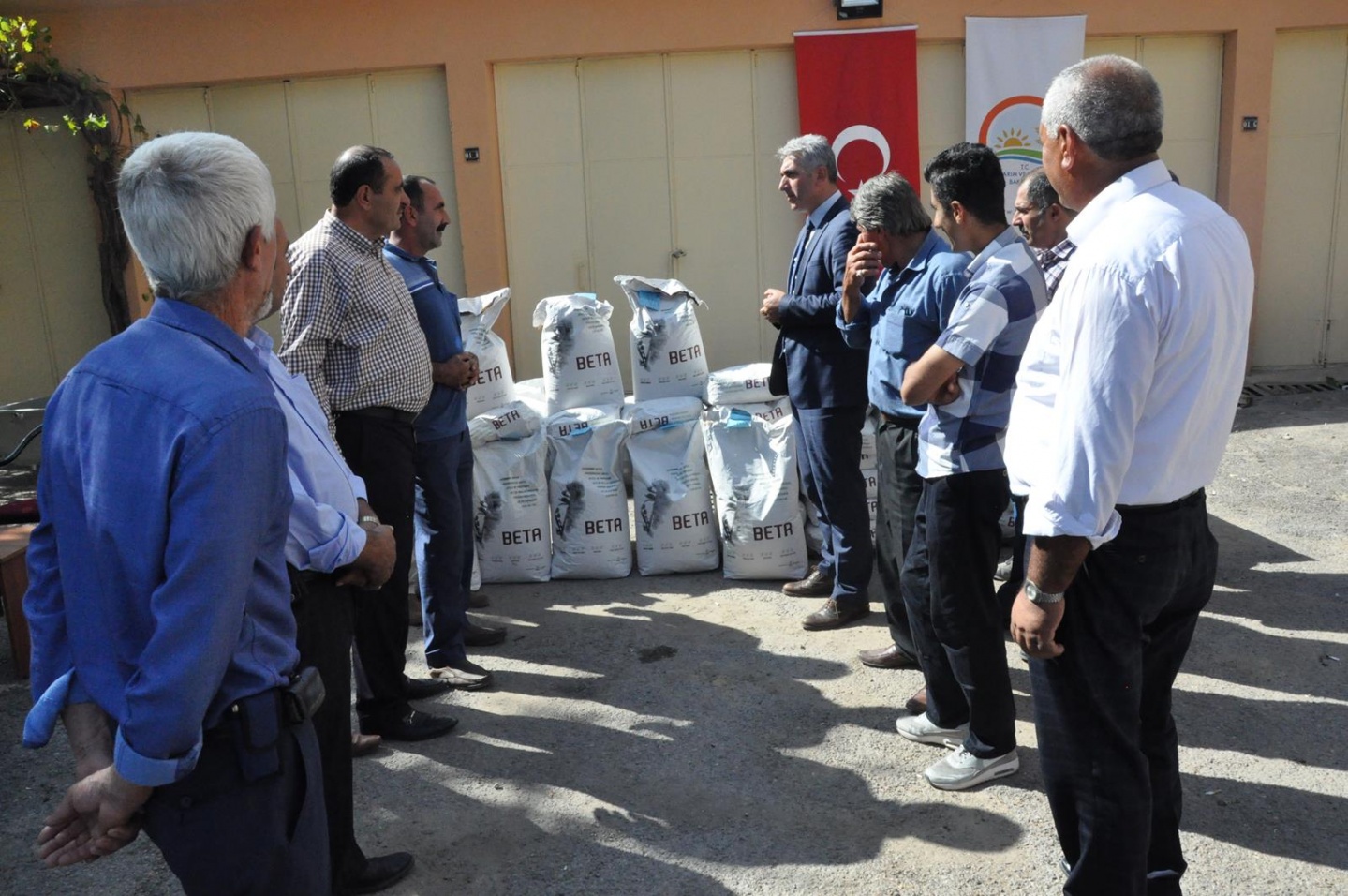 Gümüşhane’de üreticilere yem bitkisi tohumu desteği 2