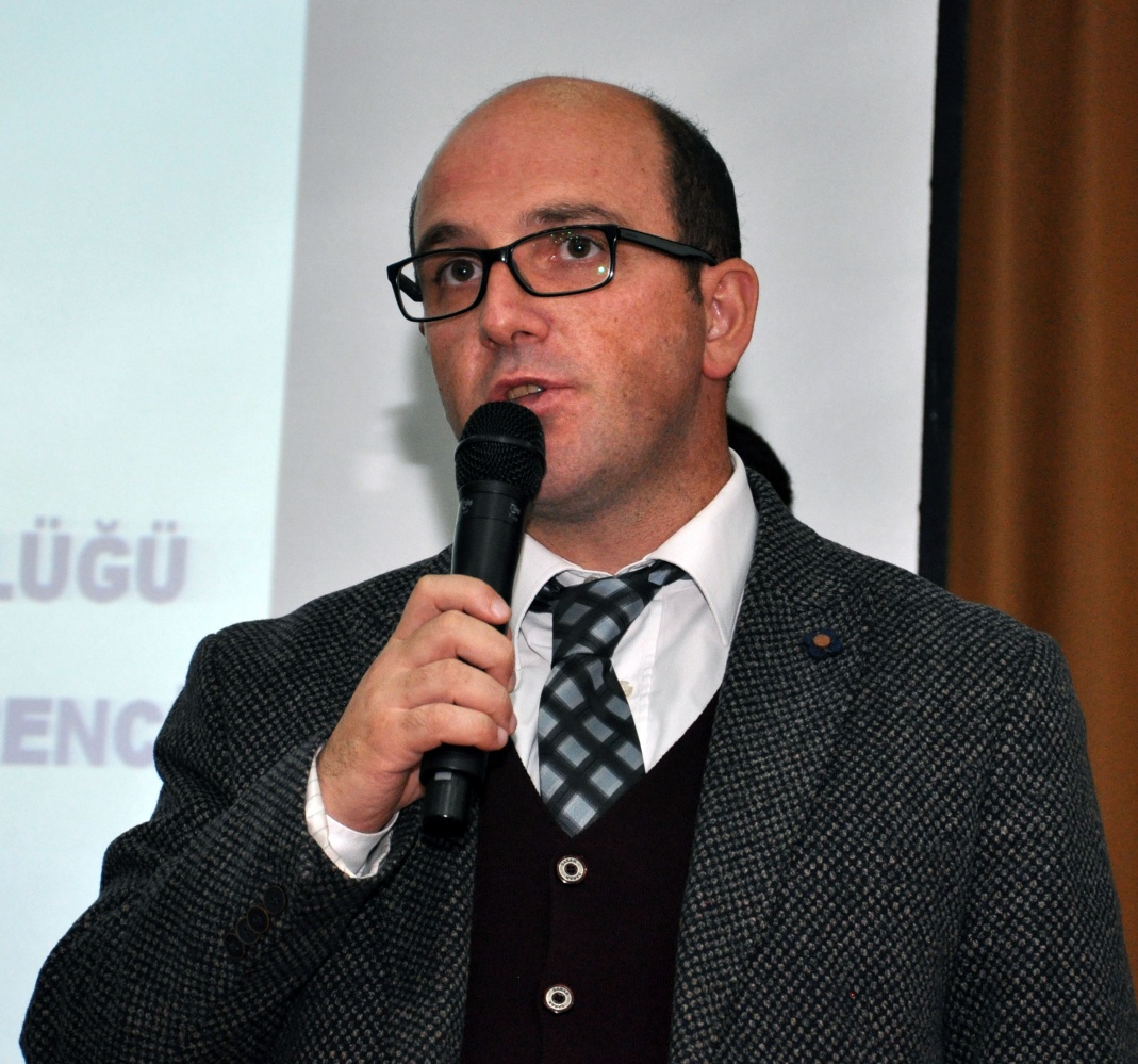 Öğrenciler meclis başkanını seçti 9