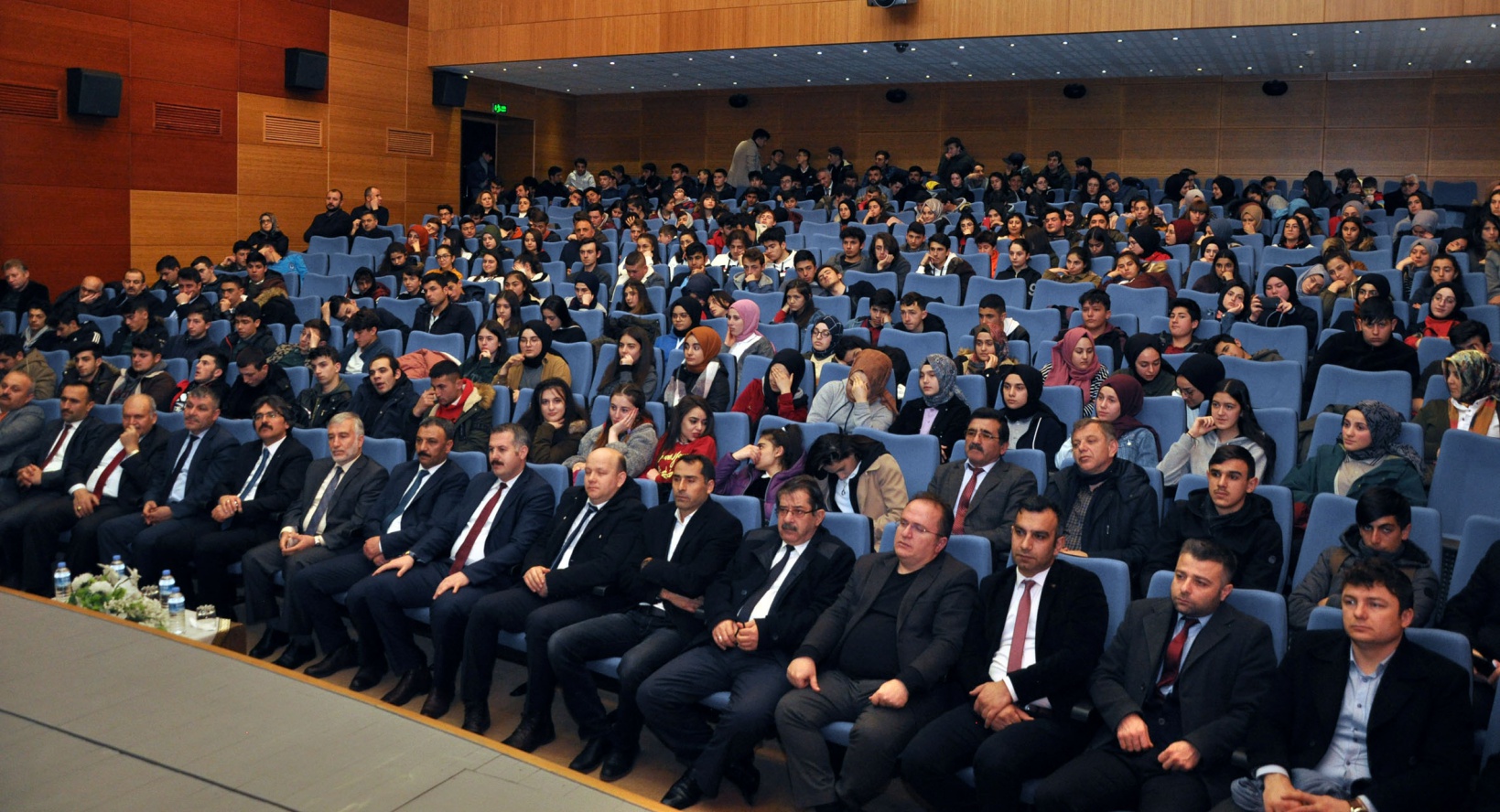 Bu panel başka panel 4