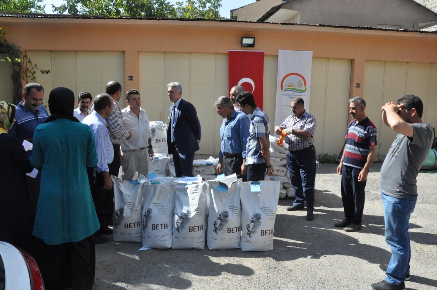 Gümüşhane’de üreticilere yem bitkisi tohumu desteği 3