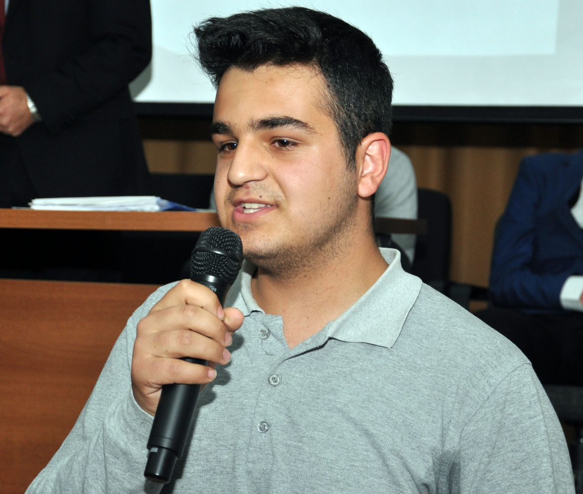 Öğrenciler meclis başkanını seçti 7