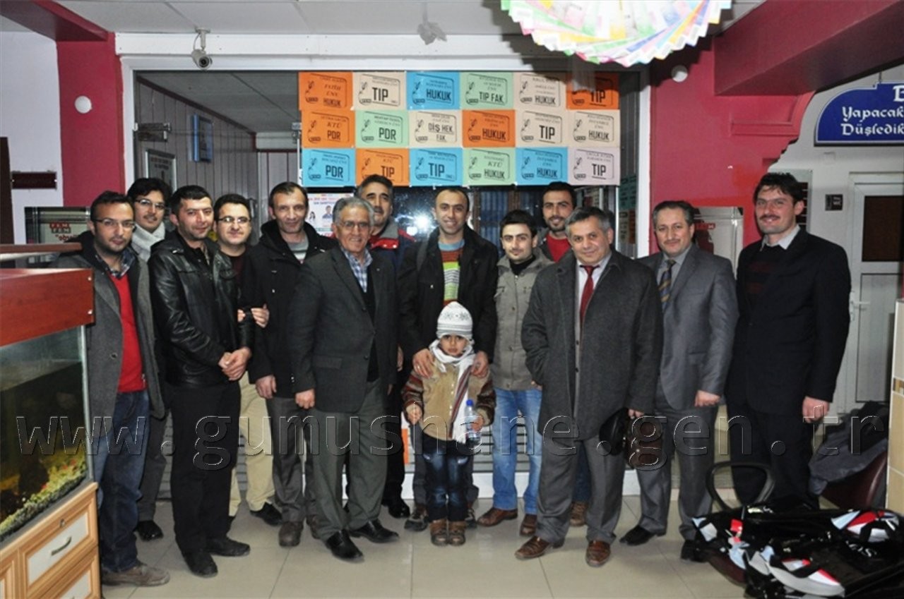 Gazeteci ve Yazarlar FEM Dershanesinin Konuğu Oldu 4