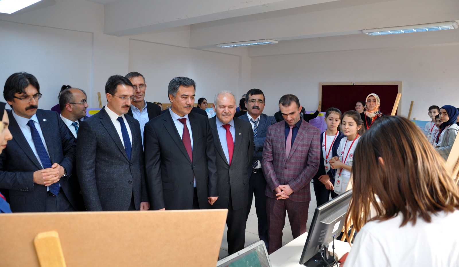 15 Temmuz Şehitler İmam Hatip Ortaokulunda TÜBİTAK 4006 Bilim Fuarı sergisi  18