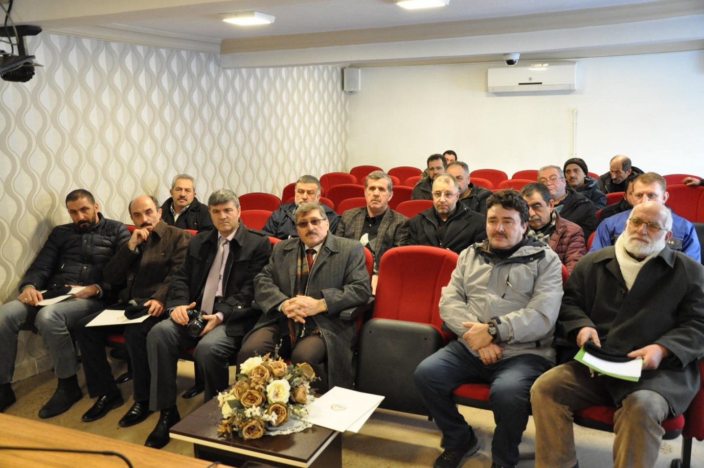 Vali Memiş, TOBB okulu sahasında inceleme yaptı 2