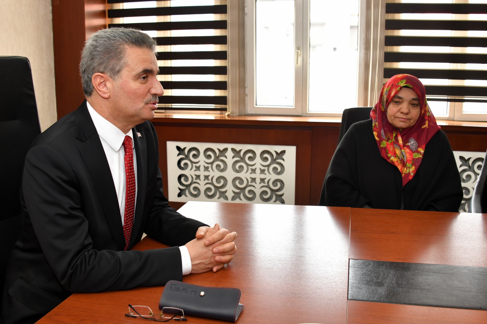 Gümüşhane’de şehit annesine Devlet Övünç Madalyası ve Beratı takdim edildi 2