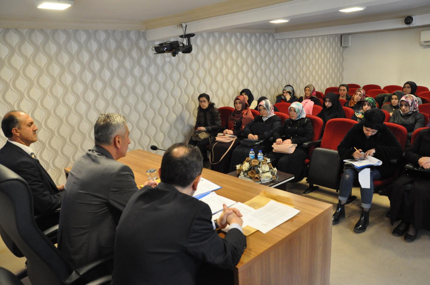 ‘Tarımda Kadın Girişimciliğinin Güçlendirilmesi’ projesi eğitimi başladı 4