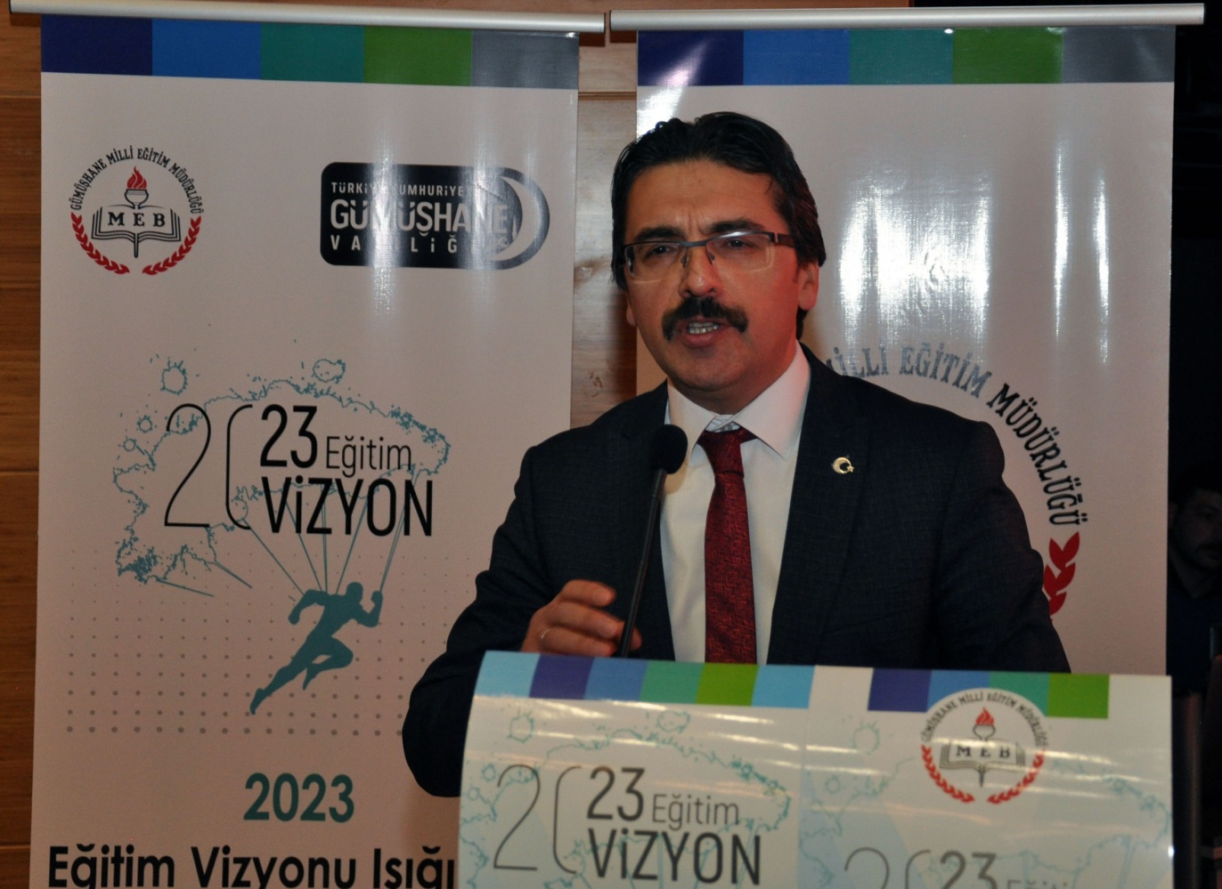 Gümüşhane’de 2023 Vizyon Belgesi çalıştayı yapıldı 15
