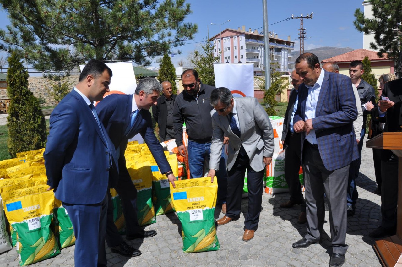 Gümüşhane’de üreticilere yem bitkisi tohumu desteği 5