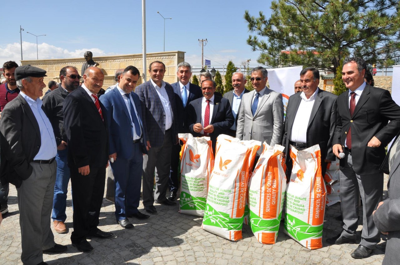 Gümüşhane’de üreticilere yem bitkisi tohumu desteği 6