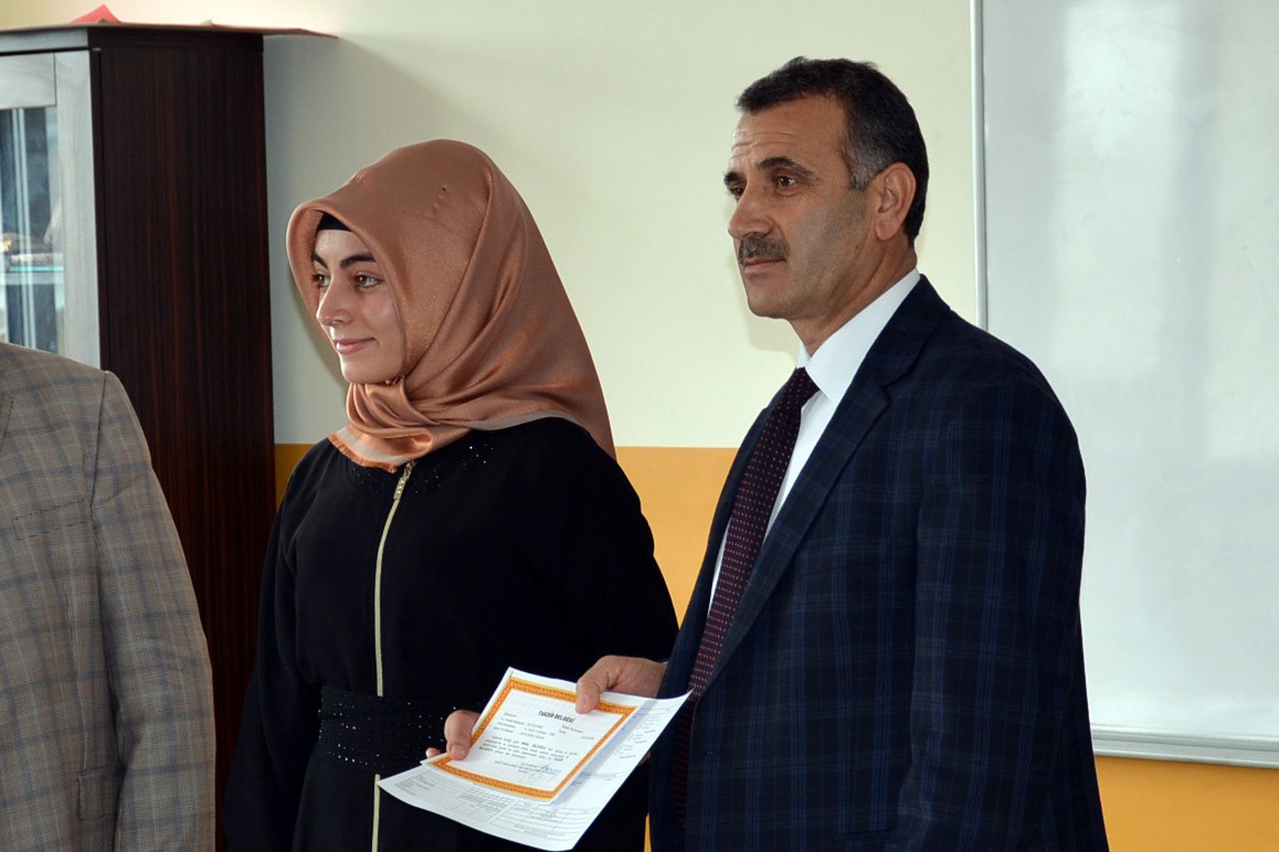 Kelkit’te 5 bin 500 öğrenci karne aldı 3