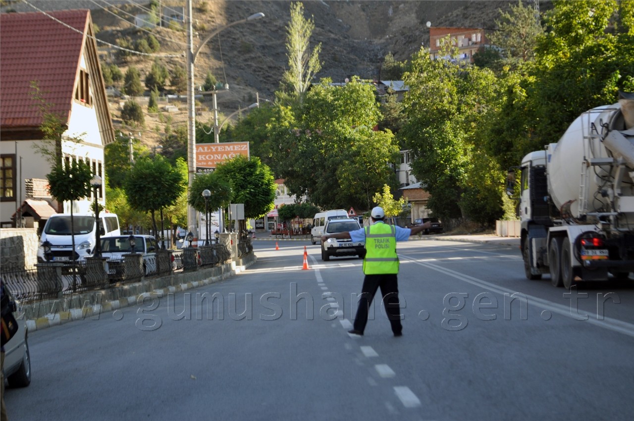 Kemer Takmayan Yandı! 77 Lira Cezası Var 2