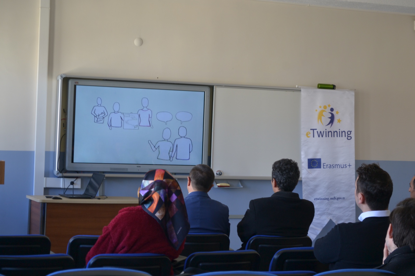 Öğretmen ve İdarecilere eTwinning Bilgilendirme Seminerleri yapıldı 7