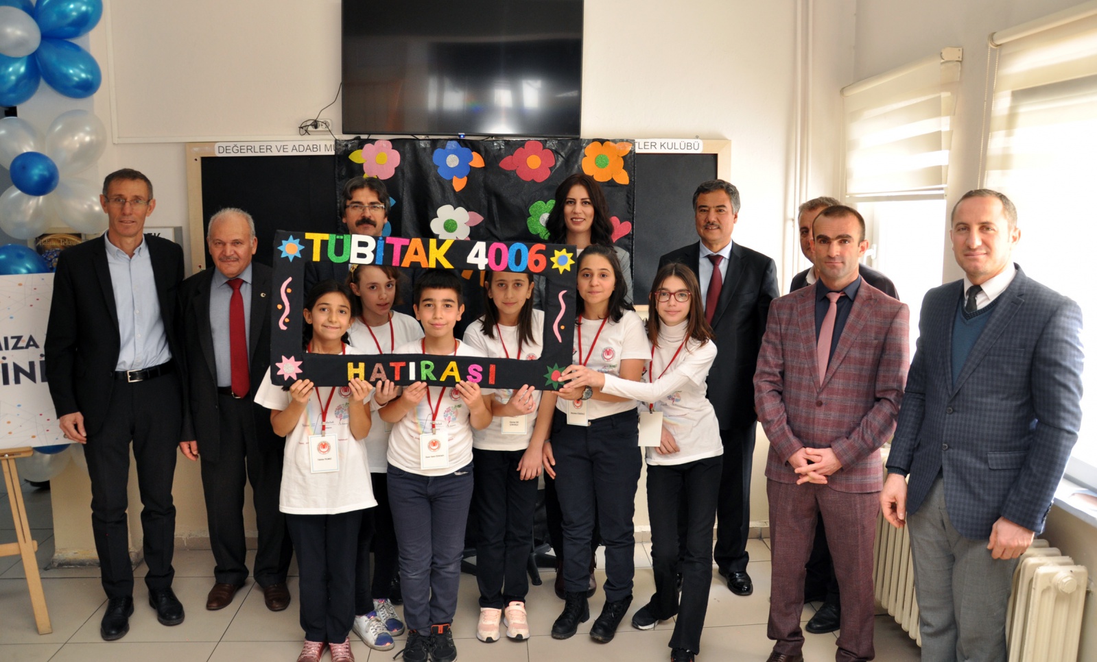 15 Temmuz Şehitler İmam Hatip Ortaokulunda TÜBİTAK 4006 Bilim Fuarı sergisi  19