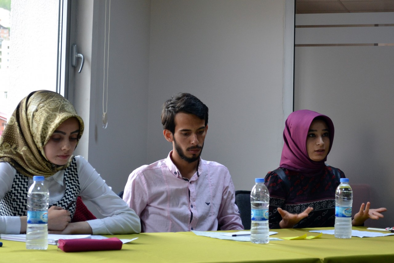 AK Gençlik Münazara Yarışması Düzenledi 7