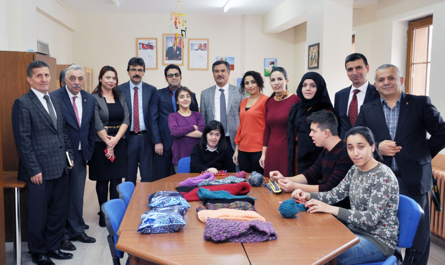 Vali Yardımcısı Akgül’den engelliler günü ziyareti 4