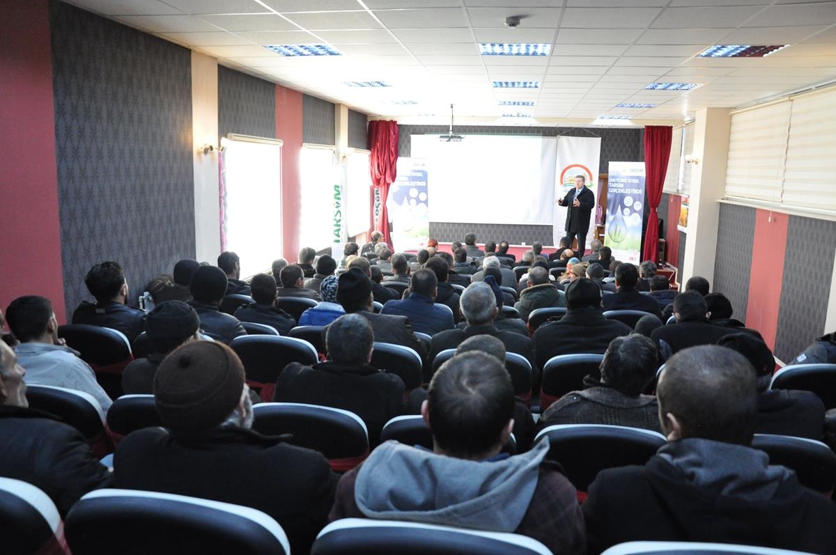 Kelkit’te çiftçilere tarım sigortası anlatıldı 1