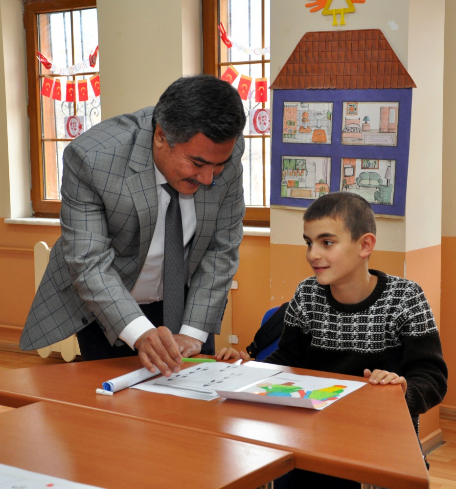 Vali Yardımcısı Akgül’den engelliler günü ziyareti 13