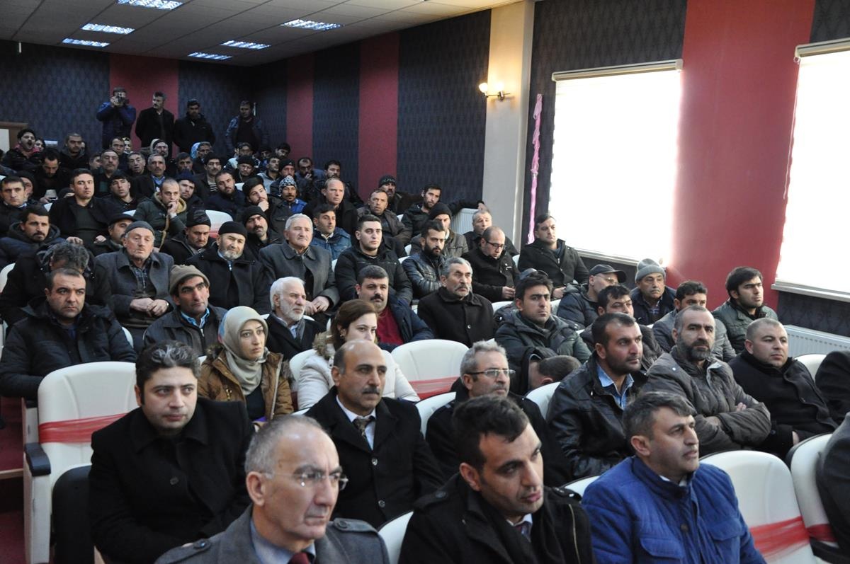 Kelkit’te çiftçilere tarım sigortası anlatıldı 2