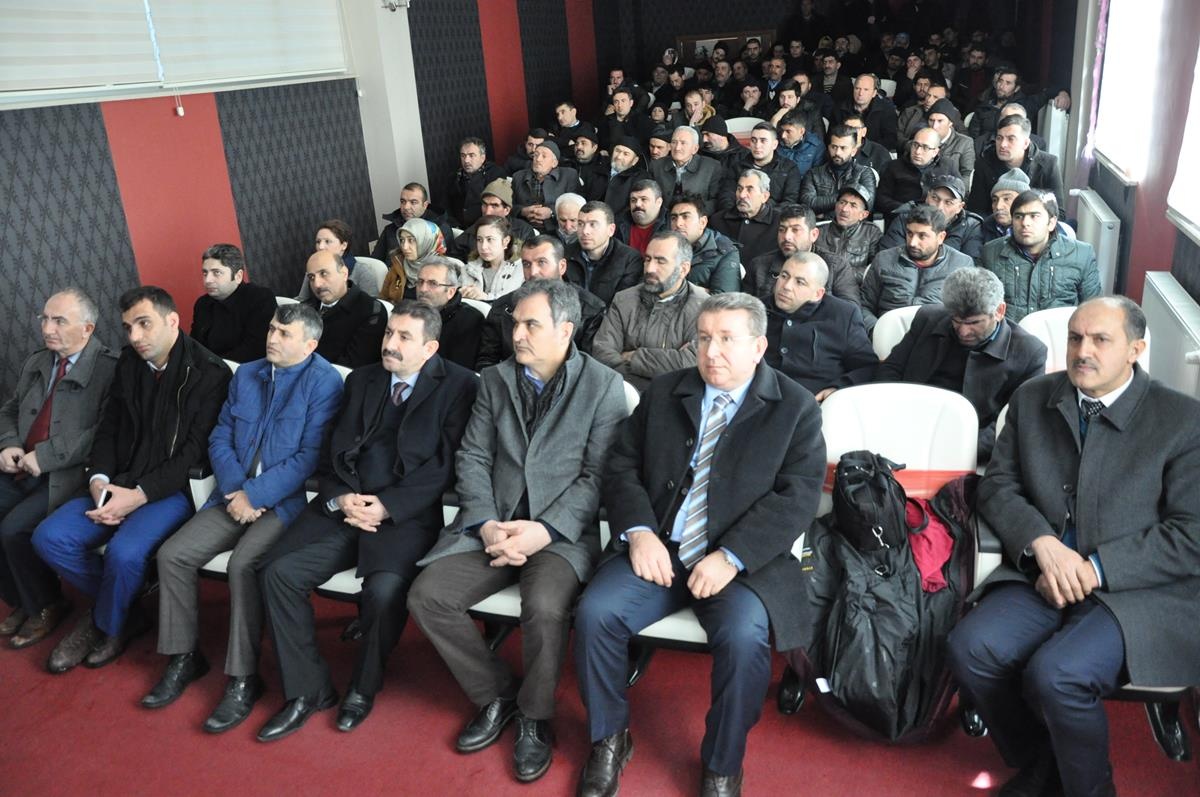 Kelkit’te çiftçilere tarım sigortası anlatıldı 4