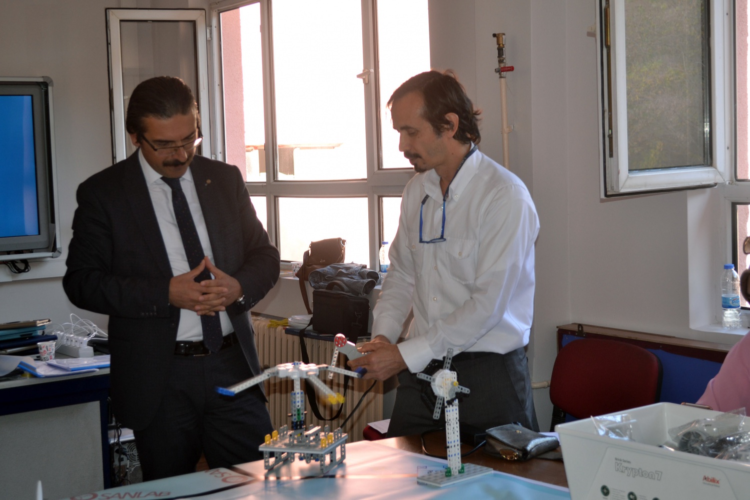 Öğretmenlere robotik ve kodlama eğitimi 7