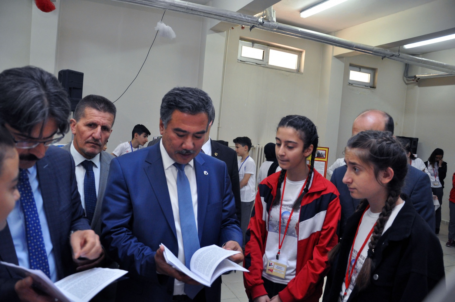 Gazipaşa Ortaokulu bilim fuarı ve resim-teknoloji-tasarım sergisi açıldı 1