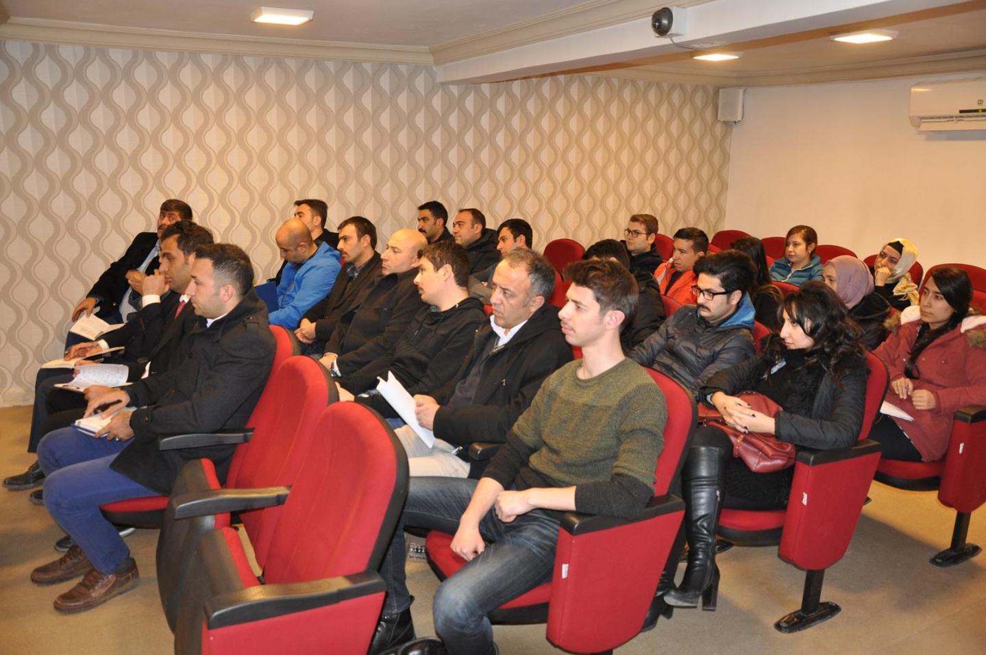 Hayvan Hastalıkları ile Mücadele toplantısı yapıldı 5