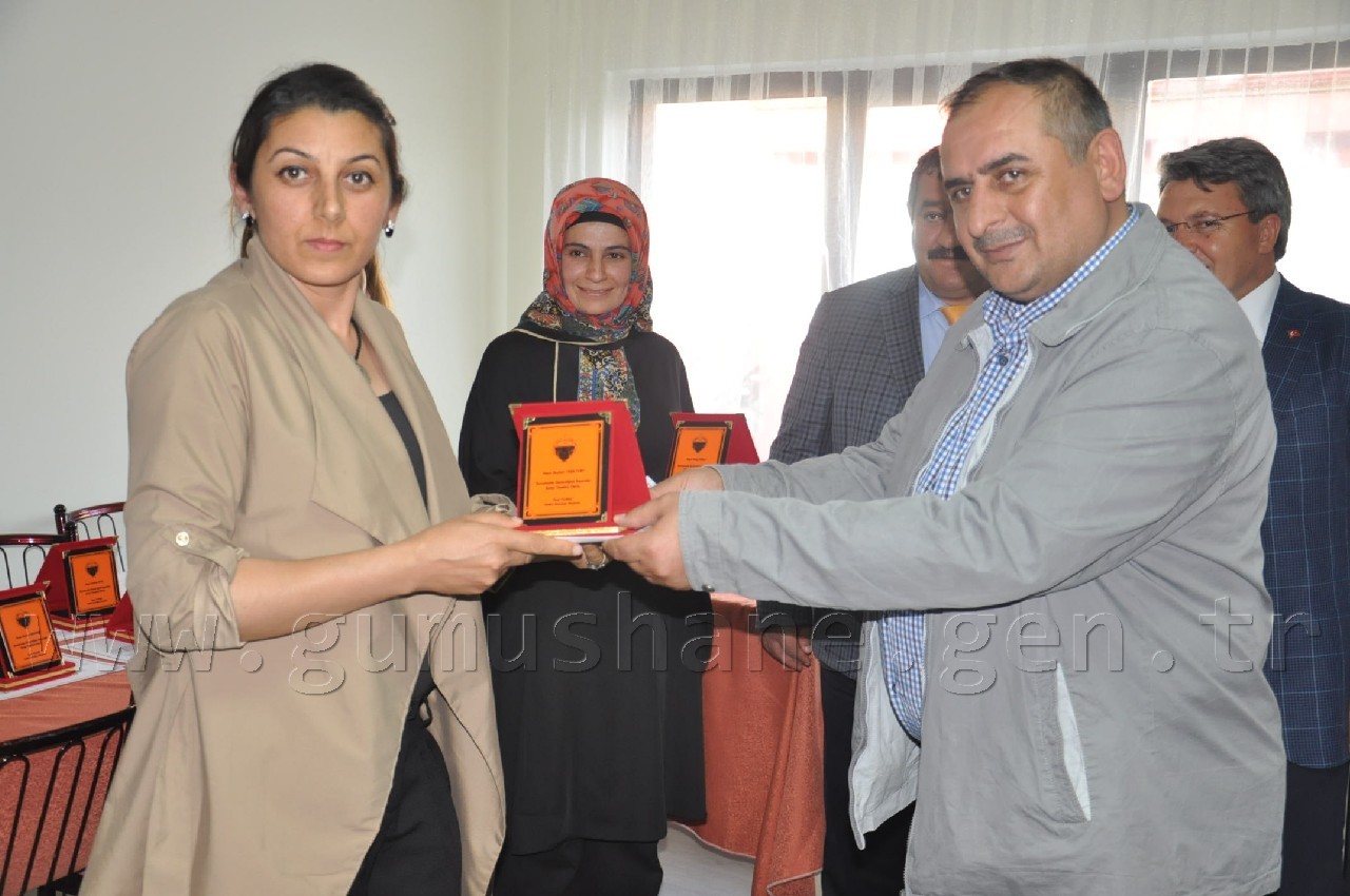 Kelkit'te Kadın Emeği Ekmeğe Dönüşüyor Projesi Sertifika Töreni  4