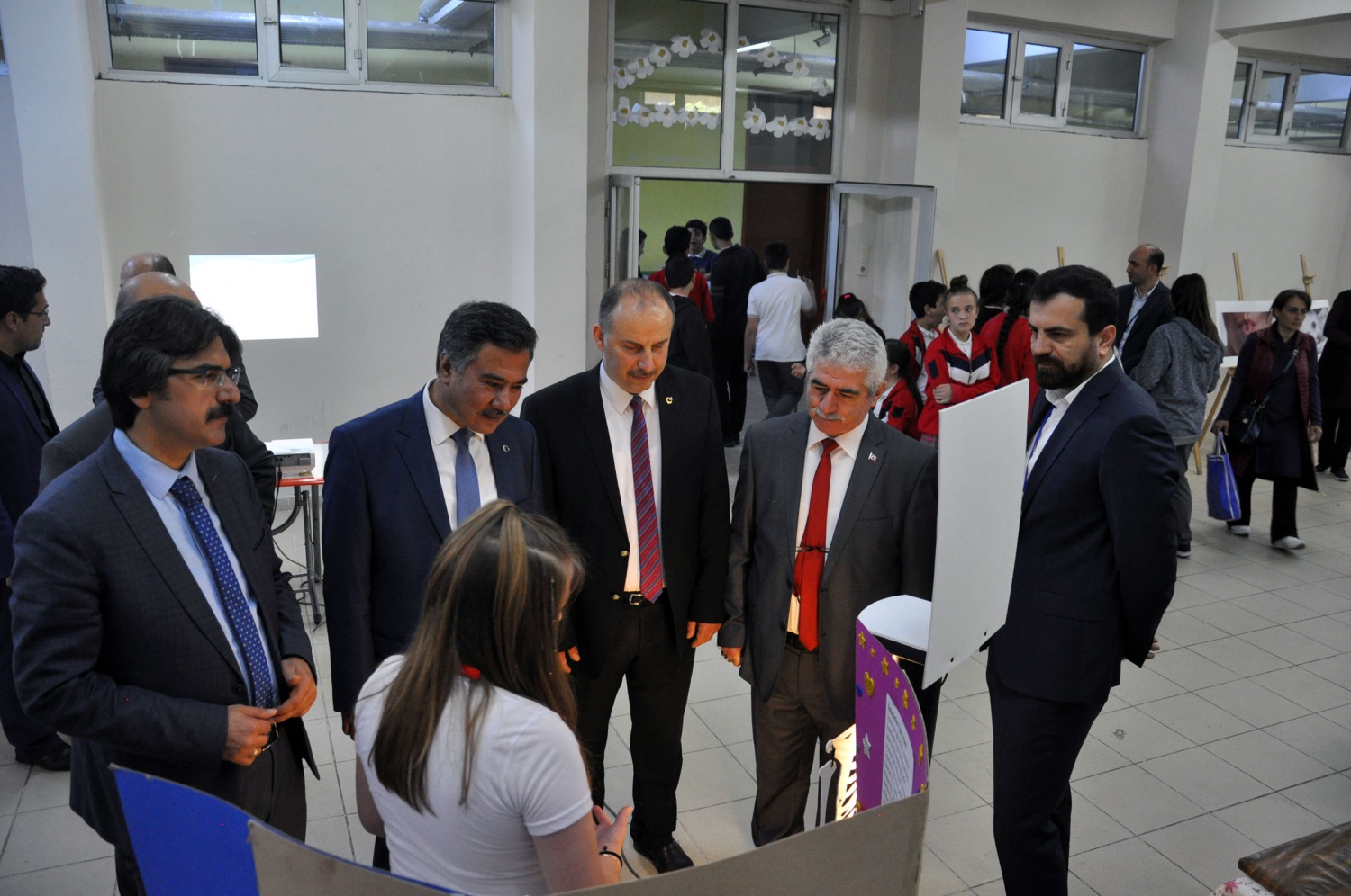 Gazipaşa Ortaokulu bilim fuarı ve resim-teknoloji-tasarım sergisi açıldı 7