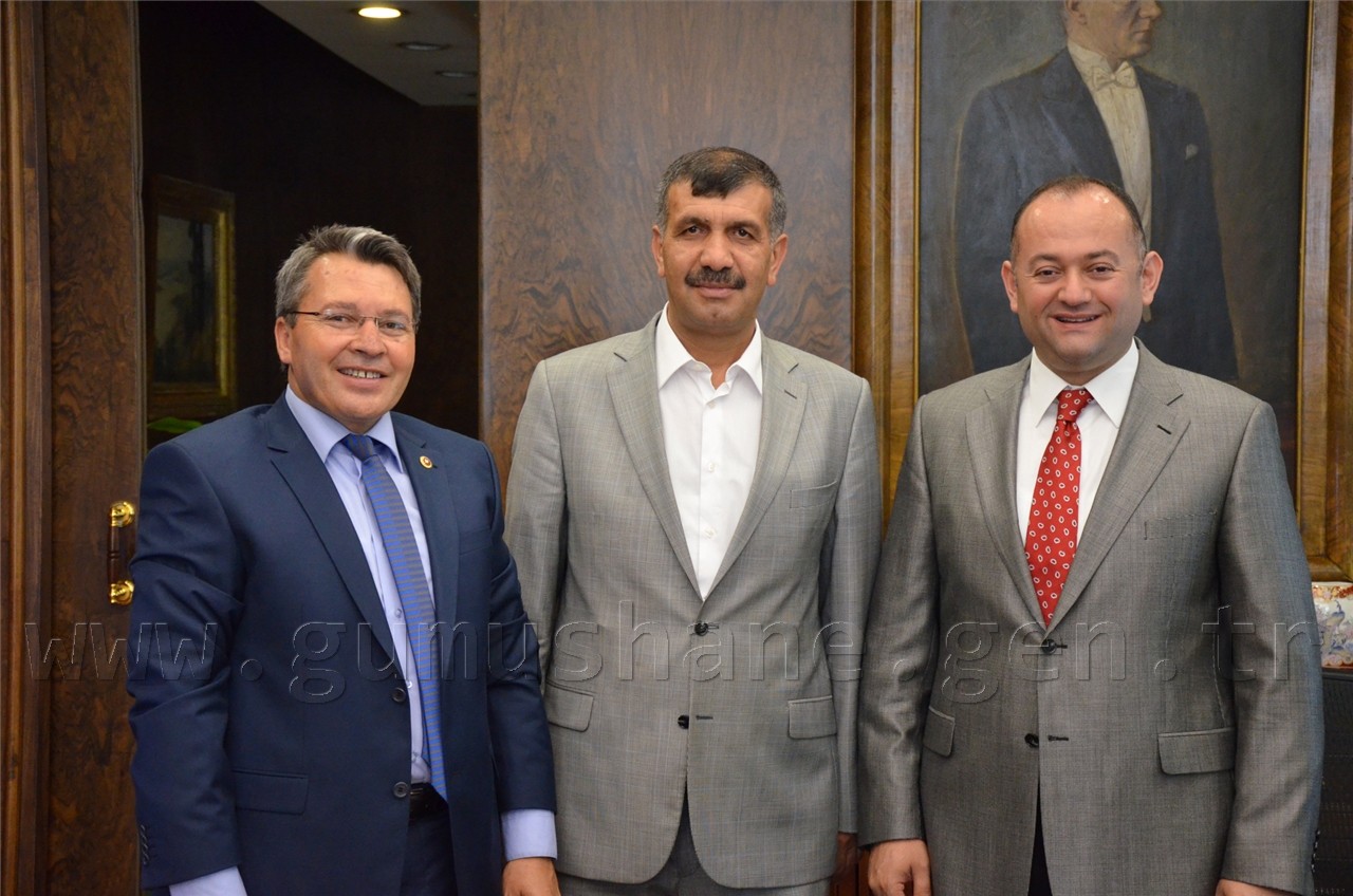 Üstün'den Arıtma ve İçmesuyuna Büyük Yatırım 3