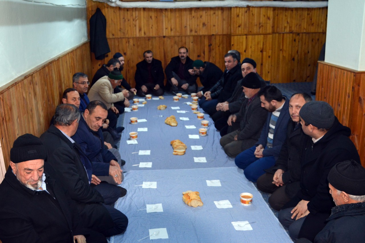 Kelkit’te şehitler için sabah namazında mevlid okutuldu 3