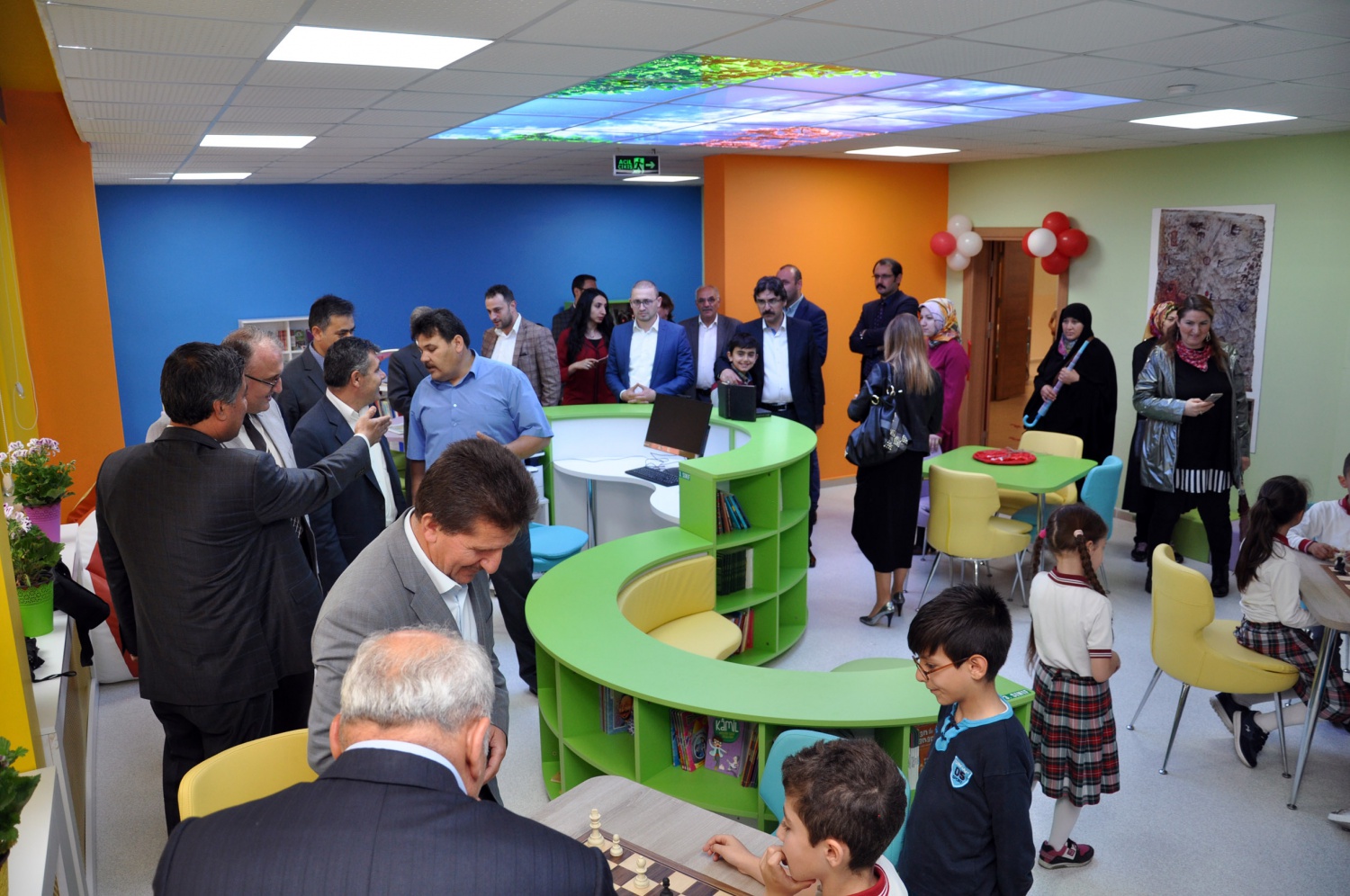 Aysın Rafet Ataç İlkokulunda Z- Kütüphane açıldı 6