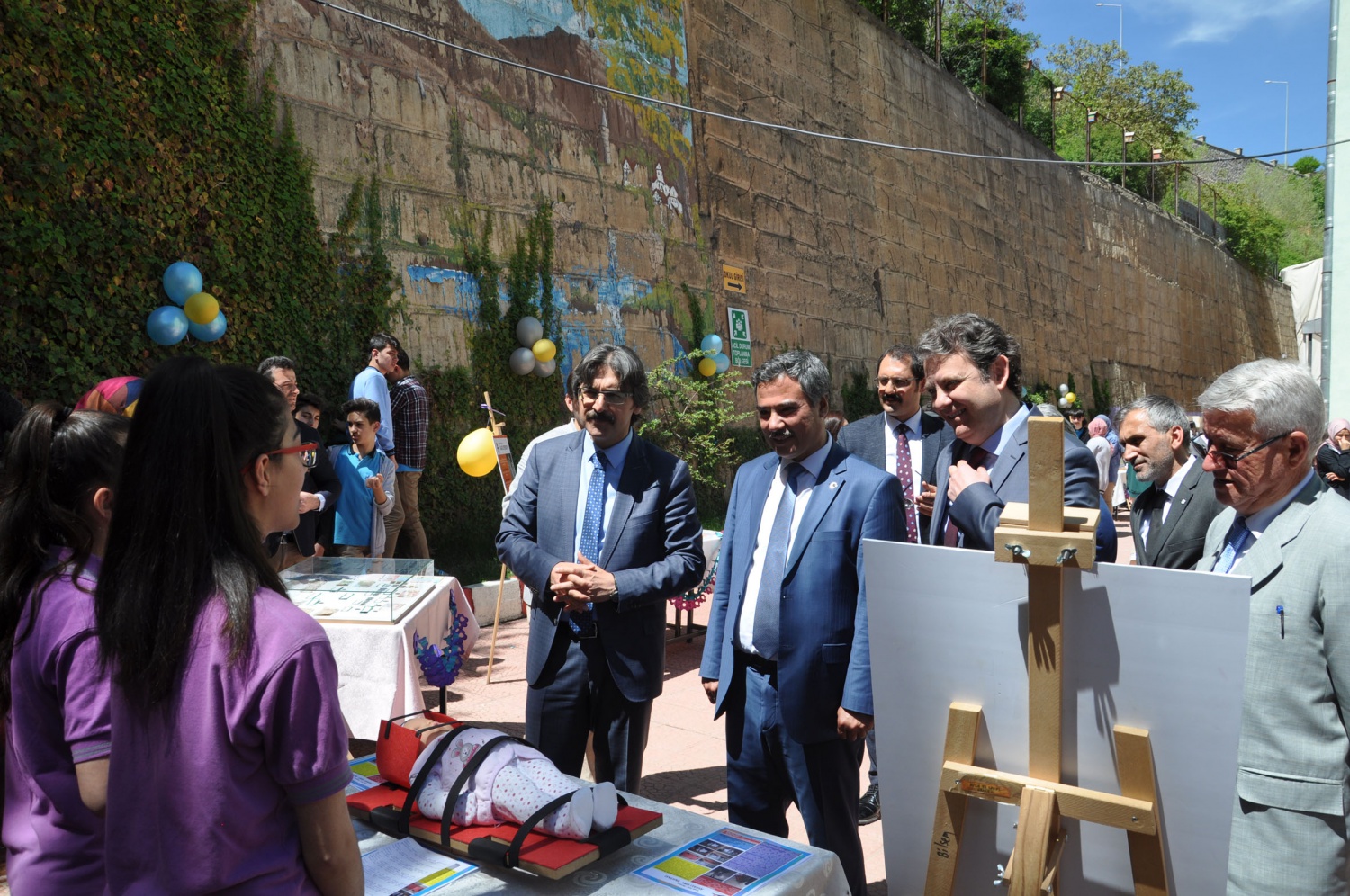 Sağlıkçılar projelerini sergiledi 11