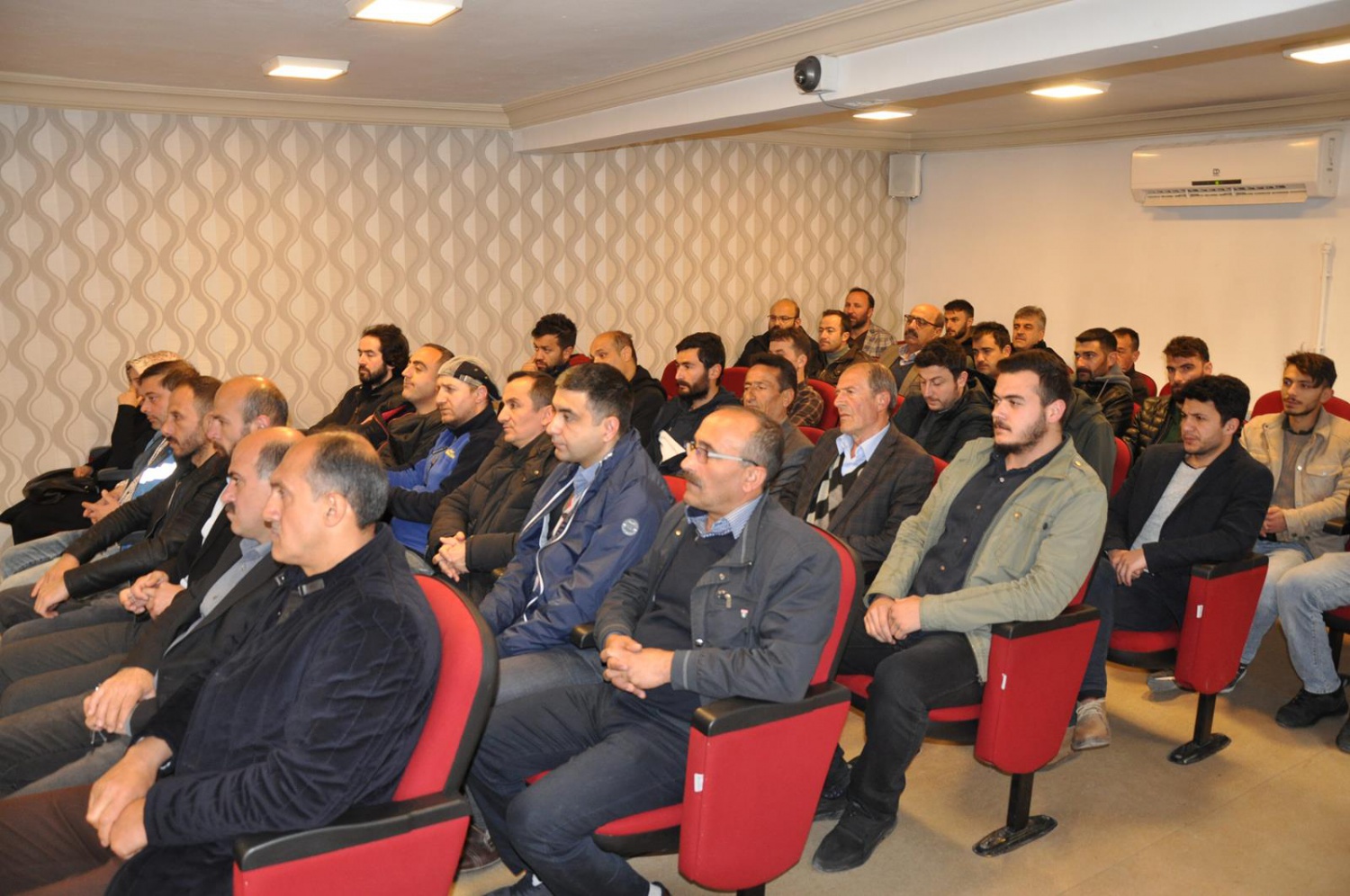 Arı yetiştiricileri sertifikalarını aldı 12