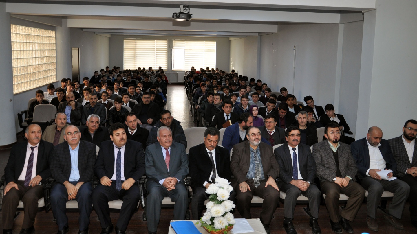 Genç Seda Kur'an-ı Kerimi Güzel Okuma Yarışması Düzenlendi 1