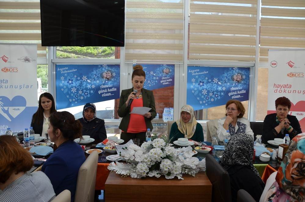 Hayata Dokunuşlar’dan Anneler Günü Programı 7