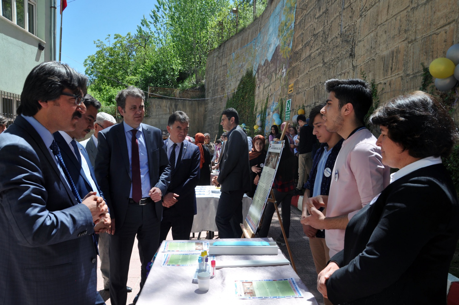 Sağlıkçılar projelerini sergiledi 12