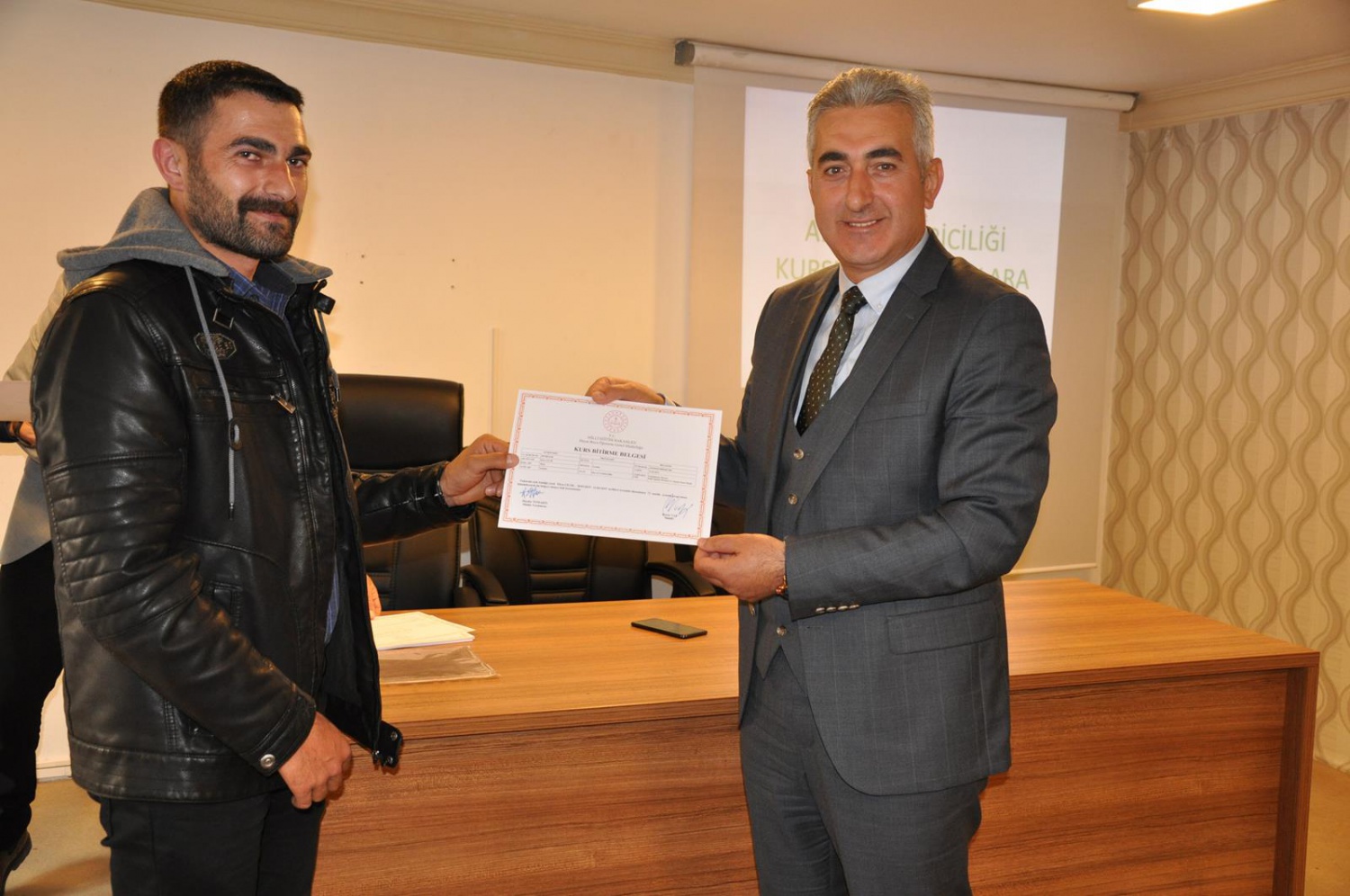 Arı yetiştiricileri sertifikalarını aldı 3